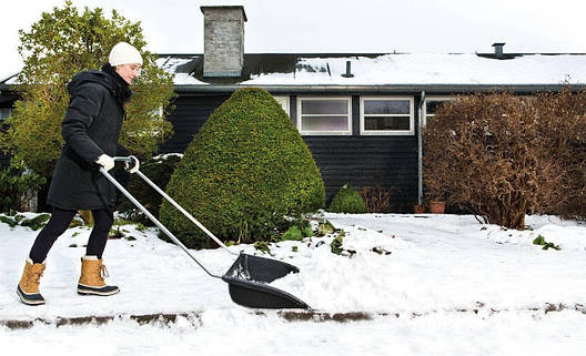 Скрепер-скребок для прибирання снігу Fiskars SnowXpert 143021 (1003470), фото 2