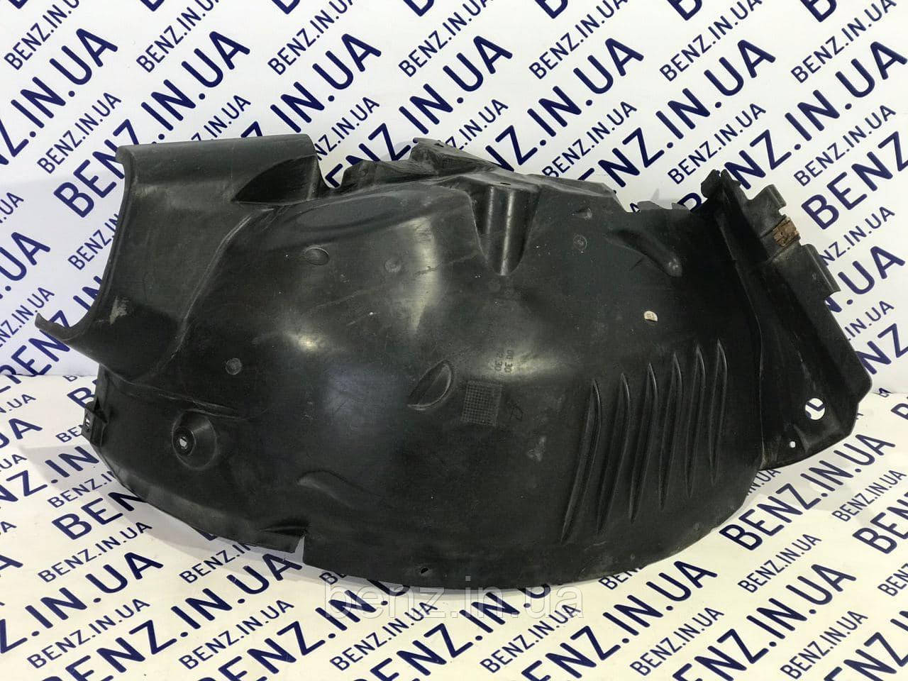 Підкрилок передній правий передня частина W204 A2046905630