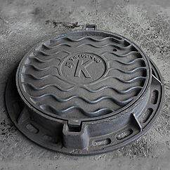Кришка чавунна "Електричного" люка 1,5т (28 кг.) (710*335*25)