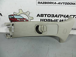 Обшивка стійки середня ліва верхня Peugeot 307 (2001-2008) ОЕ: 9632747077