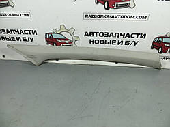 Обшивка стійки передня права Peugeot 307 (2001-2008) ОЕ: 9642921077