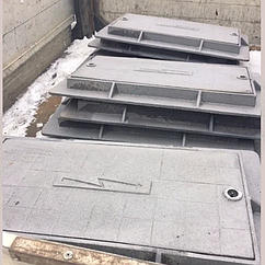 Люк полімерний «Електричний» (ЛА15) (15 кг) (осн.940*490*92, кр. 810*400*40 )