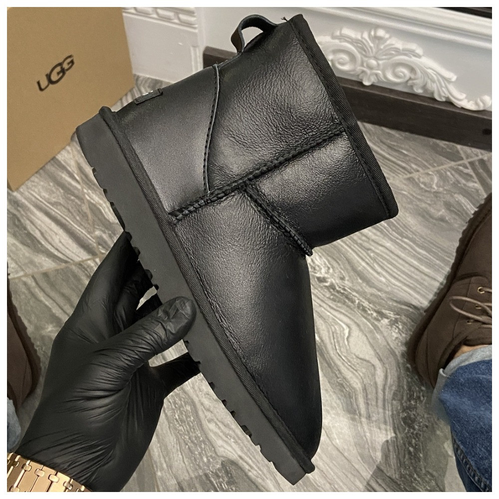 Жіночі зимові Ugg Classic 2 Mini Black Leather зимові уггі класік міні зимові уггі жіночі зимові Ugg Mini II