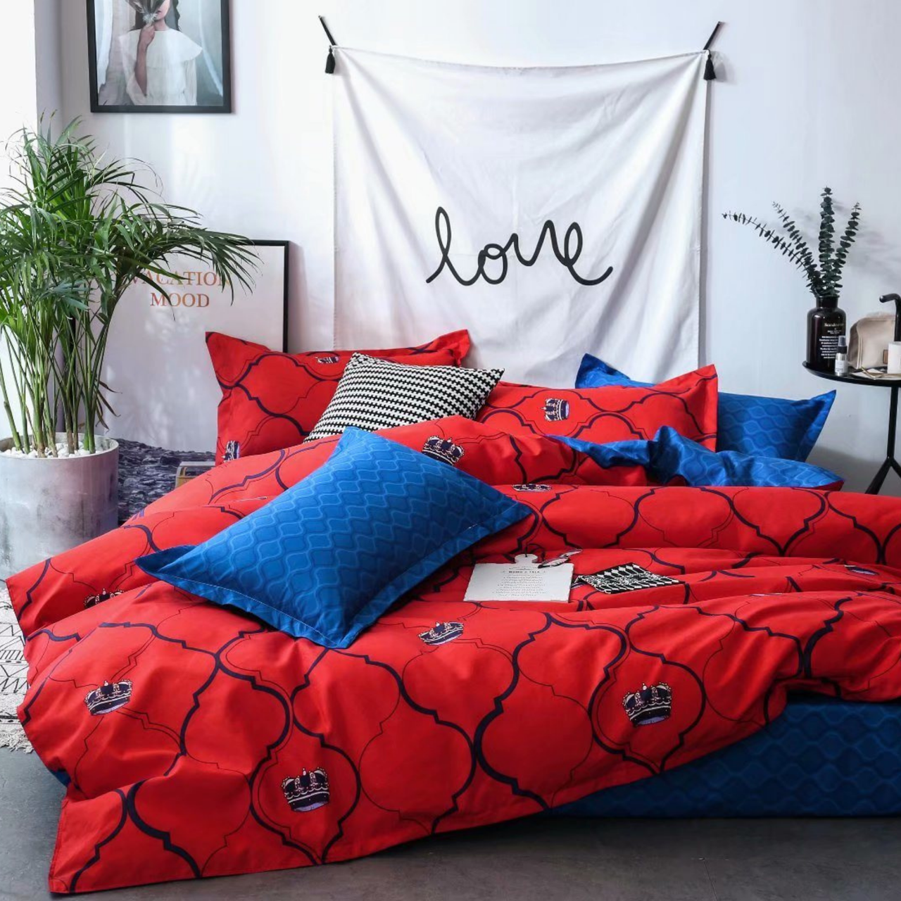 Постільна білизна Королева Ночі (Ранфорс) | Полуторний комплект | 50х70 | Корона на червоному і, фото 1