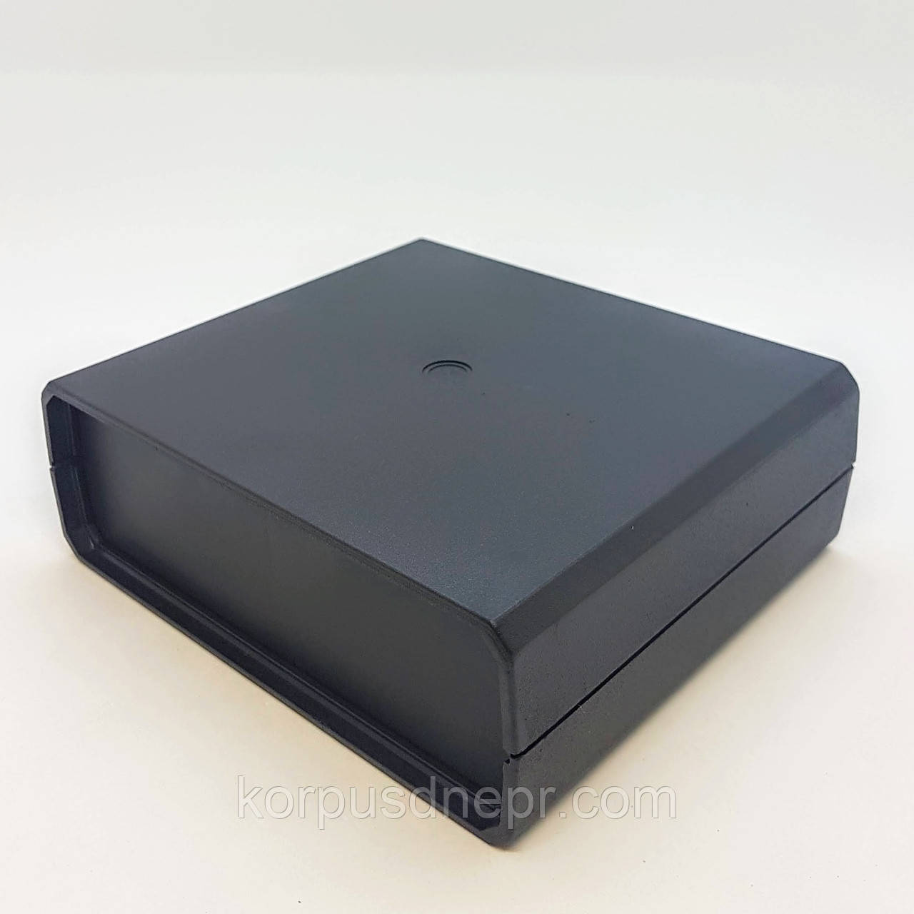 Корпус Z4 для електроніки 130х149х50