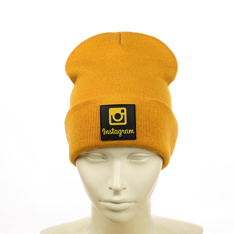 Підліткова шапка з гумовим патчем "Instagram" гірчичний