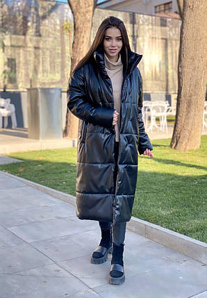 Пальто-пуховик з екошкіри тепле вільного крою на кнопках із поясом у комплекті Gch1470, фото 1