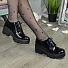 Стильні жіночі лакові туфлі на тракторній підошві, фото 3