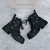 Ботинки женские Balenciaga Strike черные баленсиага страйк весна осень повседневные с надписями