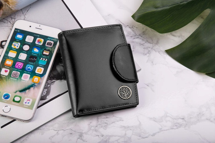 Жіночий шкіряний гаманець Betlewski з RFID 10,5 х 12,7 х 2,5 (BPD-BF-319) - чорний