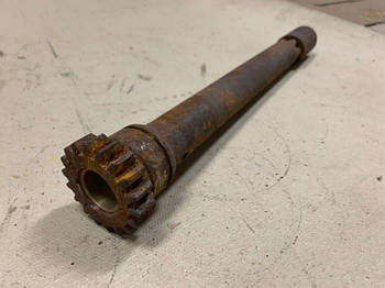 Вал проміжний ВОМ Т-25 (Д-21) (14.41.011)