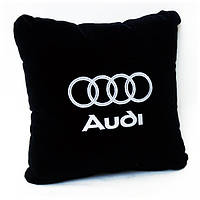 Автомобильная подушка "Audi"