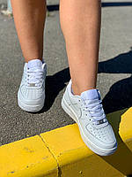 Кроссовки женские Nike Air Force. Демисезонные женские кроссовки Найк Аир Форс. Кроссовки Найк белые.