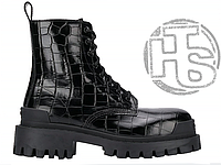 Женские ботинки Balenciaga Strike Croc Boot 600970WA9D01000