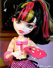 Монстр Хай Дракулаура Лялька Monster High Draculaura Art Class BDF12