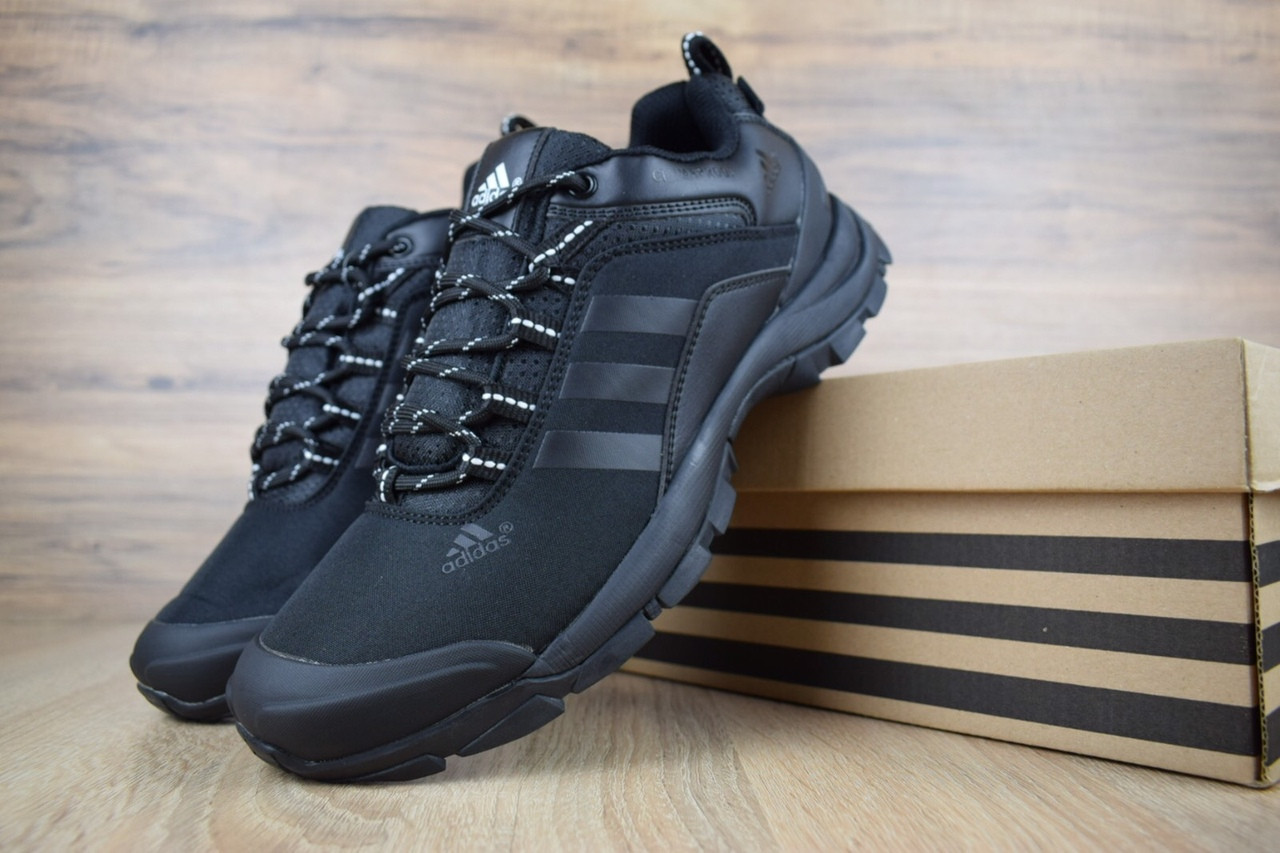Чоловічі зимові кросівки Adidas Climaproof Black (на флісі), чорні з смужками. Розміри (41,43,44), фото 1