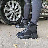 Жіночі зимові чорні черевики спортивного стилю на високій підошві, фото 8