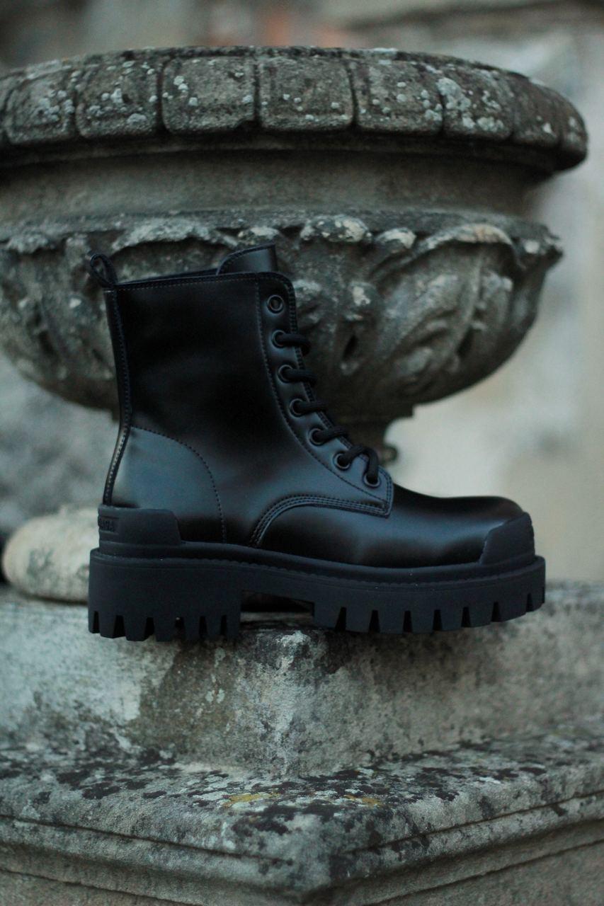 Черевики Баленсіага для дівчат. Жіночі черевики чорні Balenciaga Boot Black. Круті стильні боти, фото 1