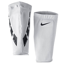 Чалок Nike Guard lock elite sleeve SE0173-103 Білий XL