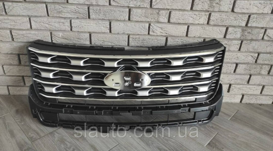 Решетка радиатора Ford Explorer 2015 2016 2017