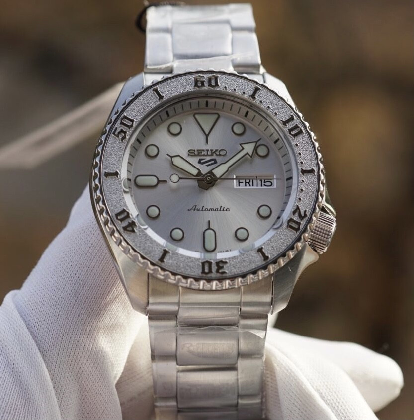 Чоловічі годинники Seiko 5 Sports SRPE71 Automatic, фото 1