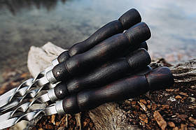 Набір подарункових шампурів з дерев'яною ручкою з нержавіючої сталі 730*3*12 мм комплект з 6 шт в сагайдаку