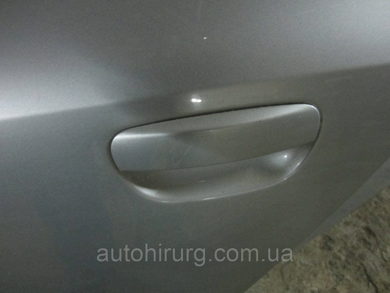 Ручка задньої лівої двері audi a4 b6