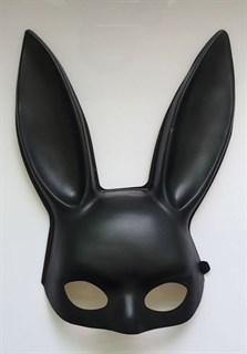 Маска Playboy Плейбой чорна пластикова