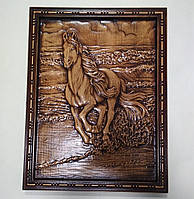 Резная картина "Лошадь бегущая по волнам" 360х275х18 мм