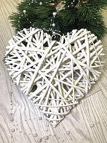Декор із лози «Плетене серце Амура» 29 см # 25 см