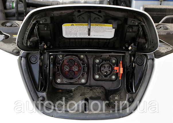 Встановлення Chademo порту Nissan Leaf AZE0 (13-17), фото 1