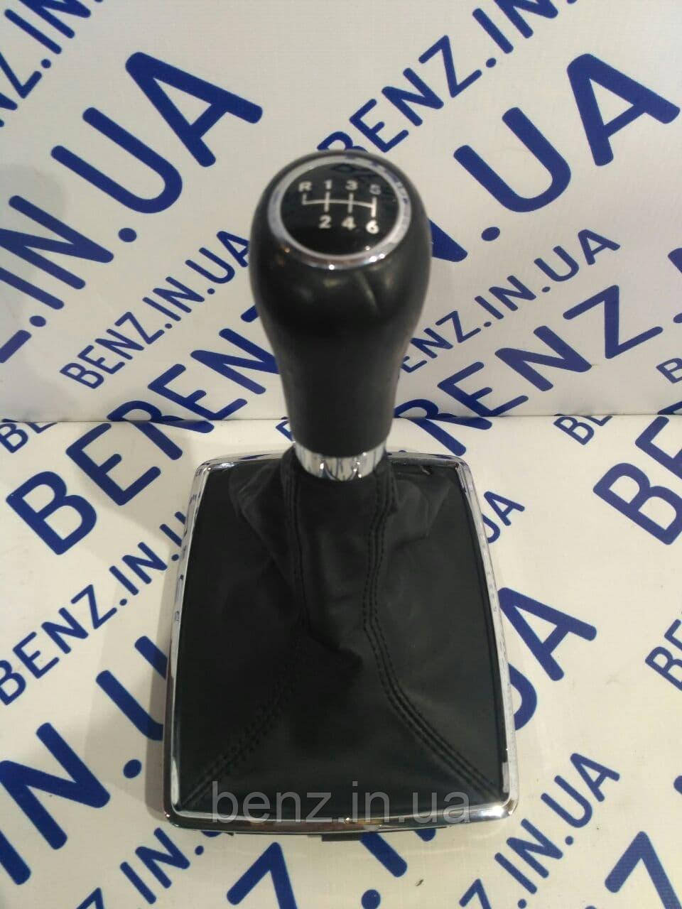 Ручка кпп Mercedes W204 A2042671410
