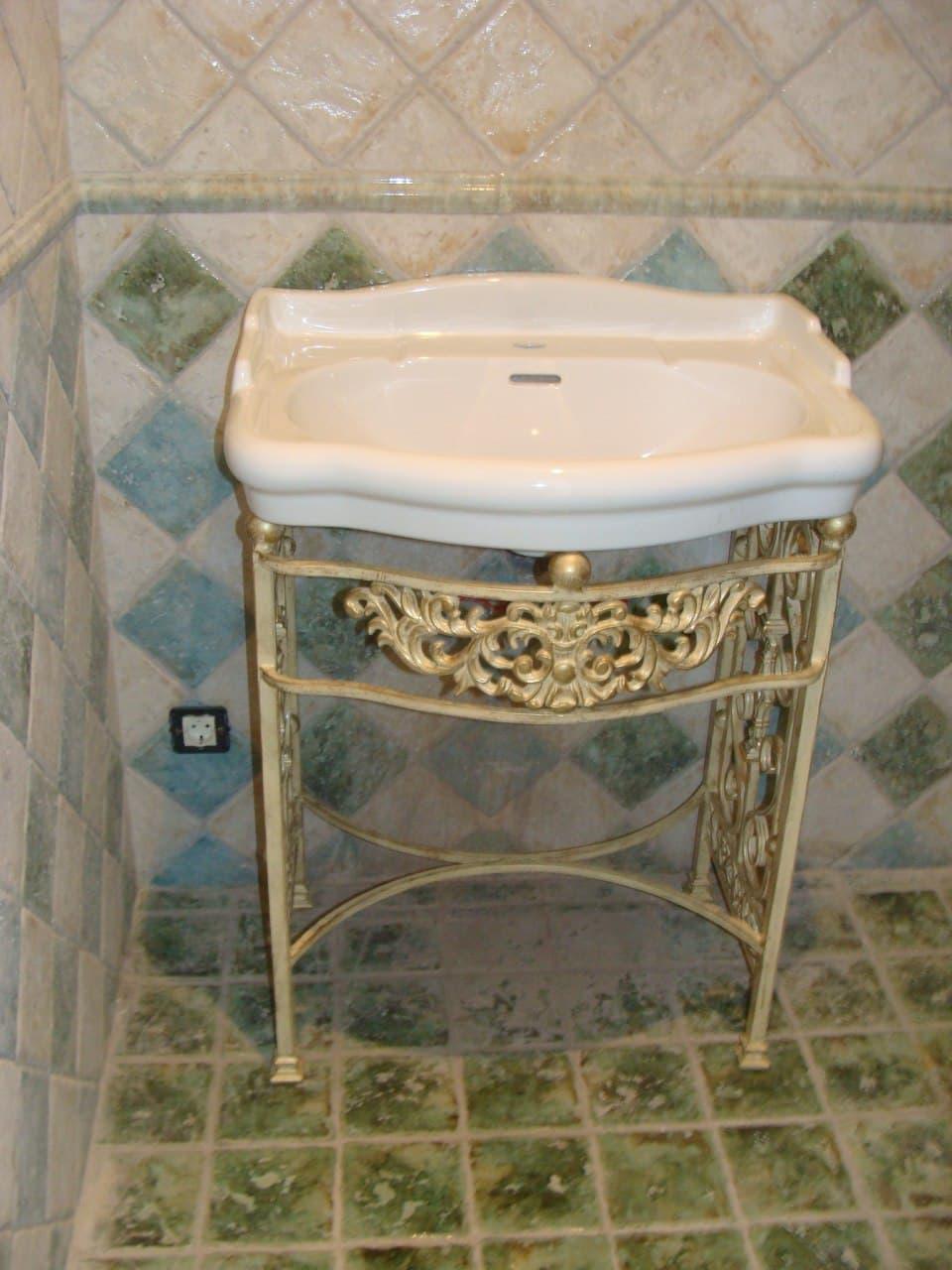 Тумба под раковину для ванной комнаты. Изготовление мебели для ванной на заказ - фото 3 - id-p1303349741