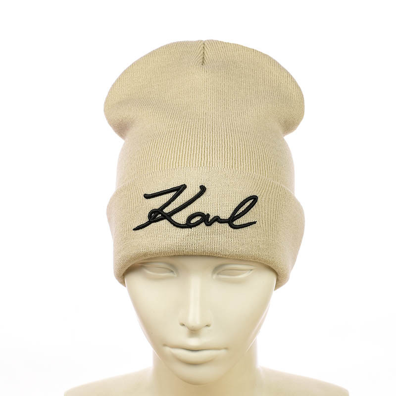 Молодіжна шапка "Karl"