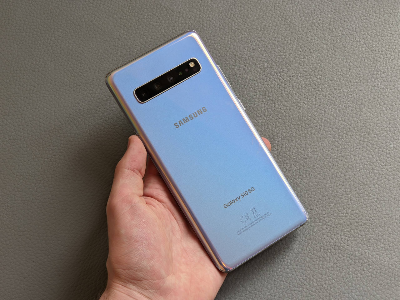 

Смартфон Samsung S10 5 G 8/256GB Crown Silver Б/У *, Серебристый