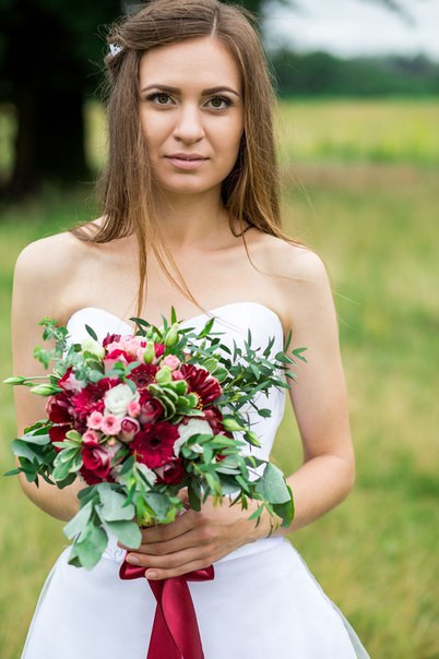 Свадебное оформление в цвете марсал. - фото 1 - id-p184811310
