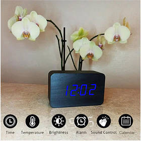 Годинник електронний настільний в дерев'яному корпусі VST-863 чорний (синя підсвітка)