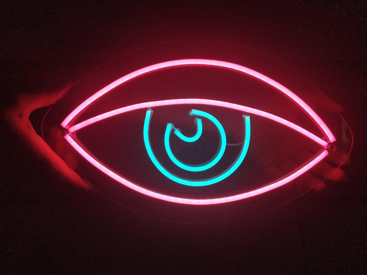 Неонова табличка EYE 15х30см