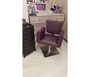 Перукарське крісло Орландо (комплектуючі Польща) Перукарські крісла для салону краси та перукарні