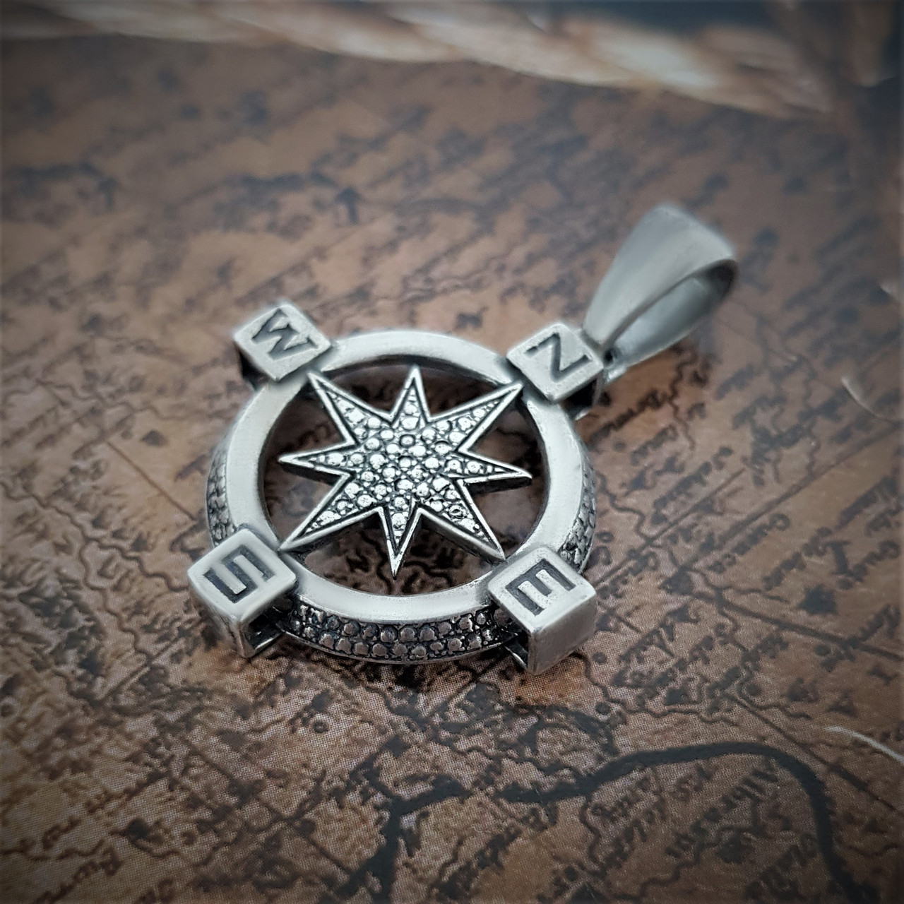 Троянда вітрів, компас, кулон, підвіс,