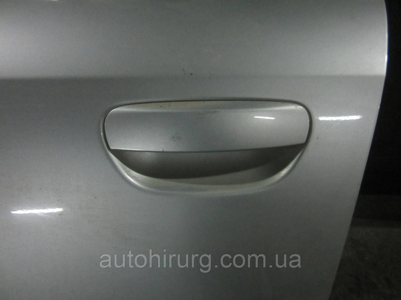 Ручка передніх лівих дверей audi a4 b6