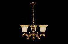 Люстри у римському стилі