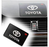 Протиковзний силіконовий килимок на торпеду авто з логотипом "Toyota", фото 6