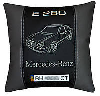 Подушка сувенирная с логотипом авто Mercedes мерседес