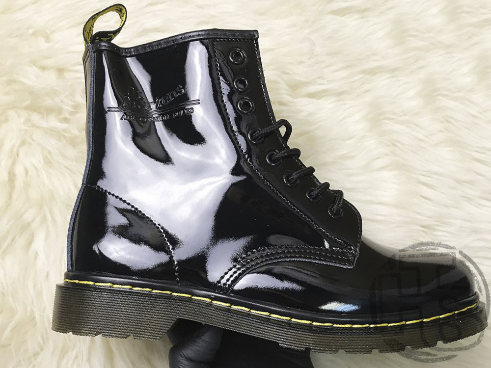Жіночі черевики Dr Martens 1460 Black Gloss 11821011