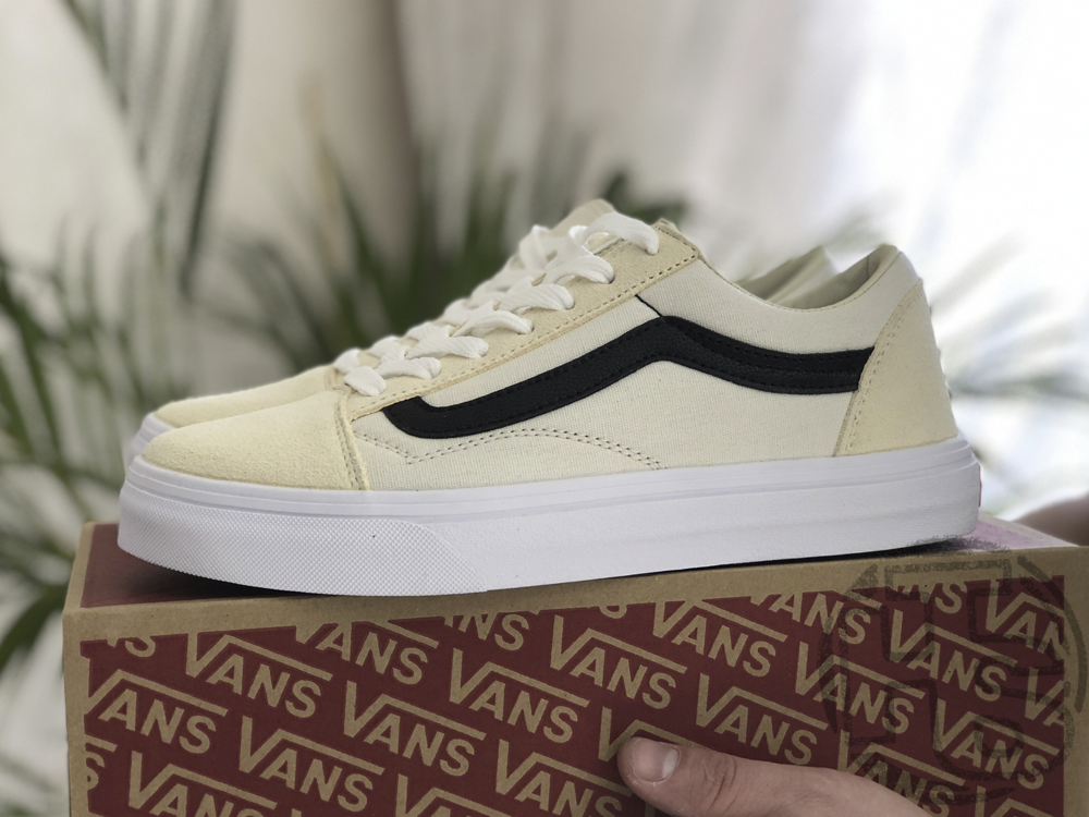 Жіночі кеди Vans Old Skool Beige/Black VN0A31Z9LYT, фото 1