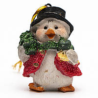 Декоративна фігурка - Пінгвін в червоній кофтині з зеленою ялинкою, 5 см, білий з червоним, полістоун (950316-2)