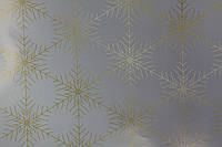 Бумага для упаковки новогоднего подарка серебристая с снежинками размер 1 лист размером 74 см на 52