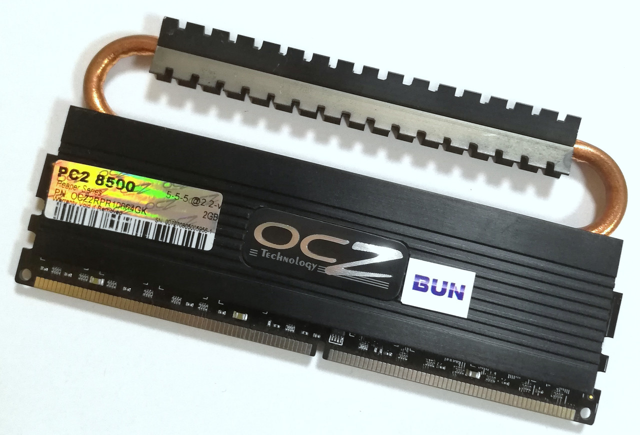Ігрова оперативна пам'ять OCZ Reaper DDR2 2Gb 1066MHz PC2 8500U 2R8 CL5 2.2 В (OCZ2RPR10664GK) Б/В - МІНУС