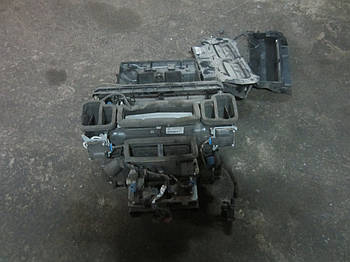 Пічка Audi A8 D3 (4E0820003)